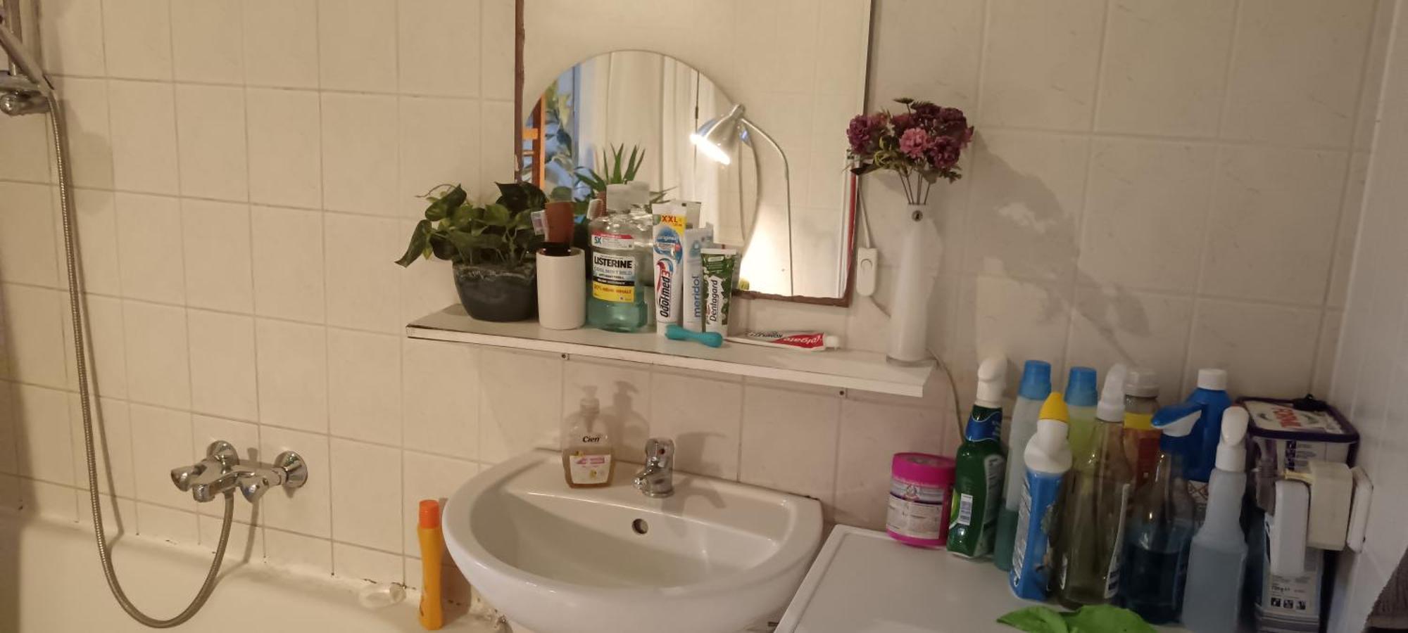 Private Bedroom Near Alexanderplatz In Sharing Privatunterkunft